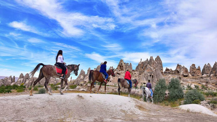des chevaux de Cappadoce